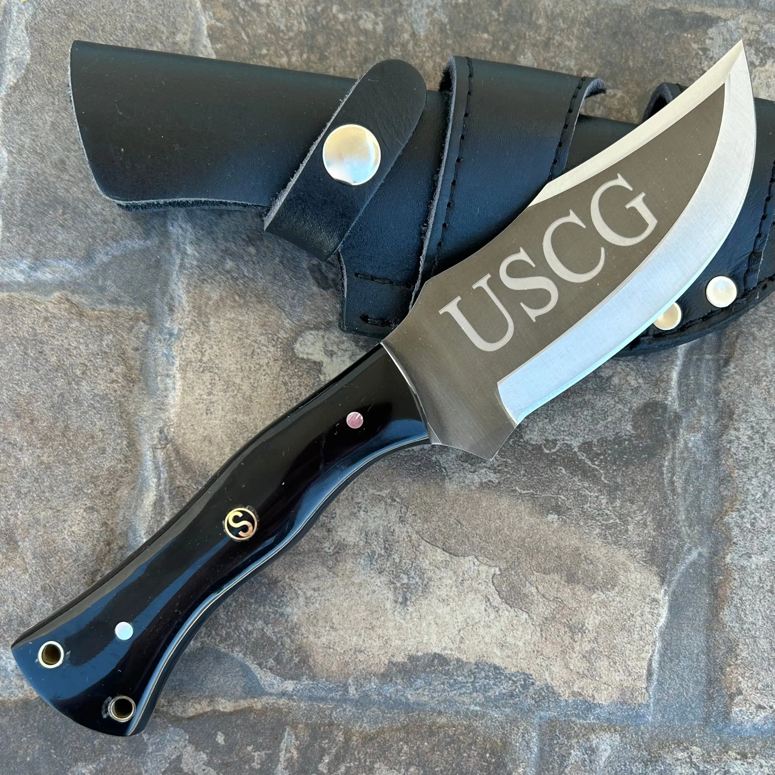 10” Rough Rider Series - USCG - Buffalo Horn - D2 Steel - Horizontal & Vertical Carry - CUS44