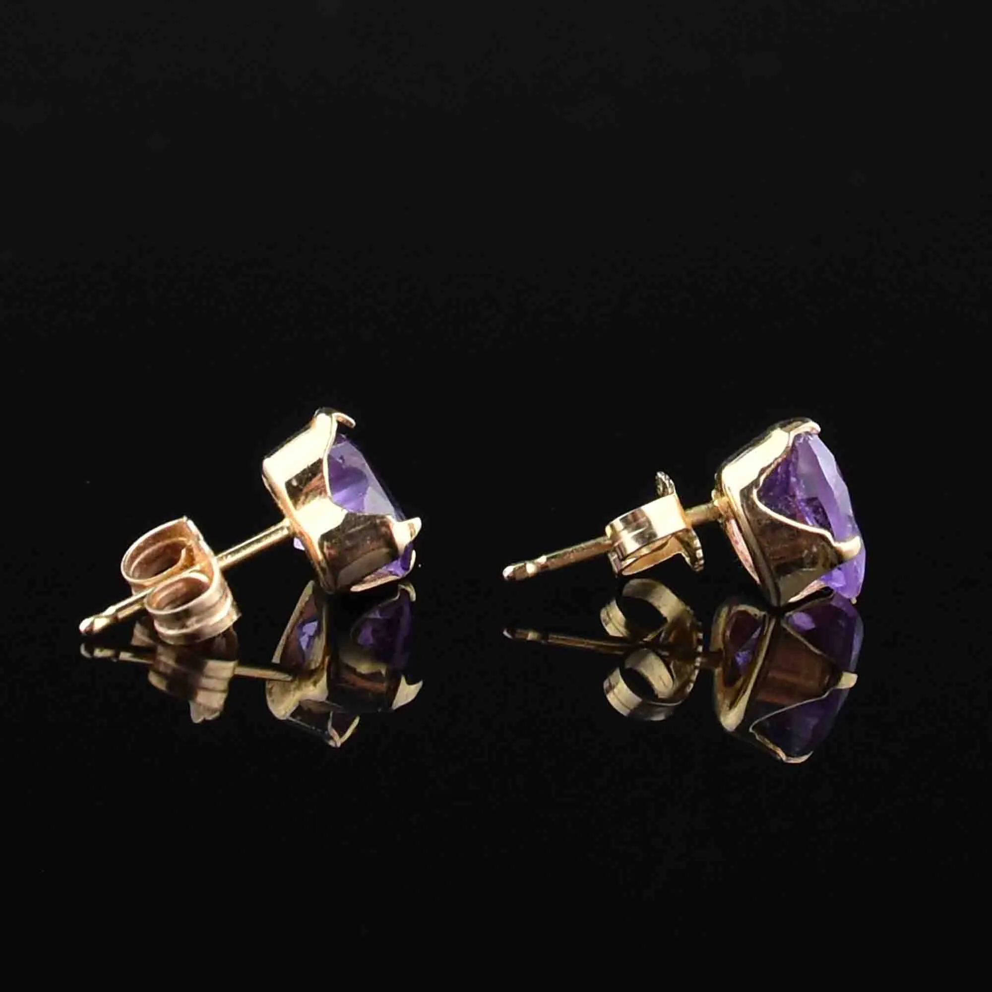 14K Gold Amethyst Heart Post Earrings