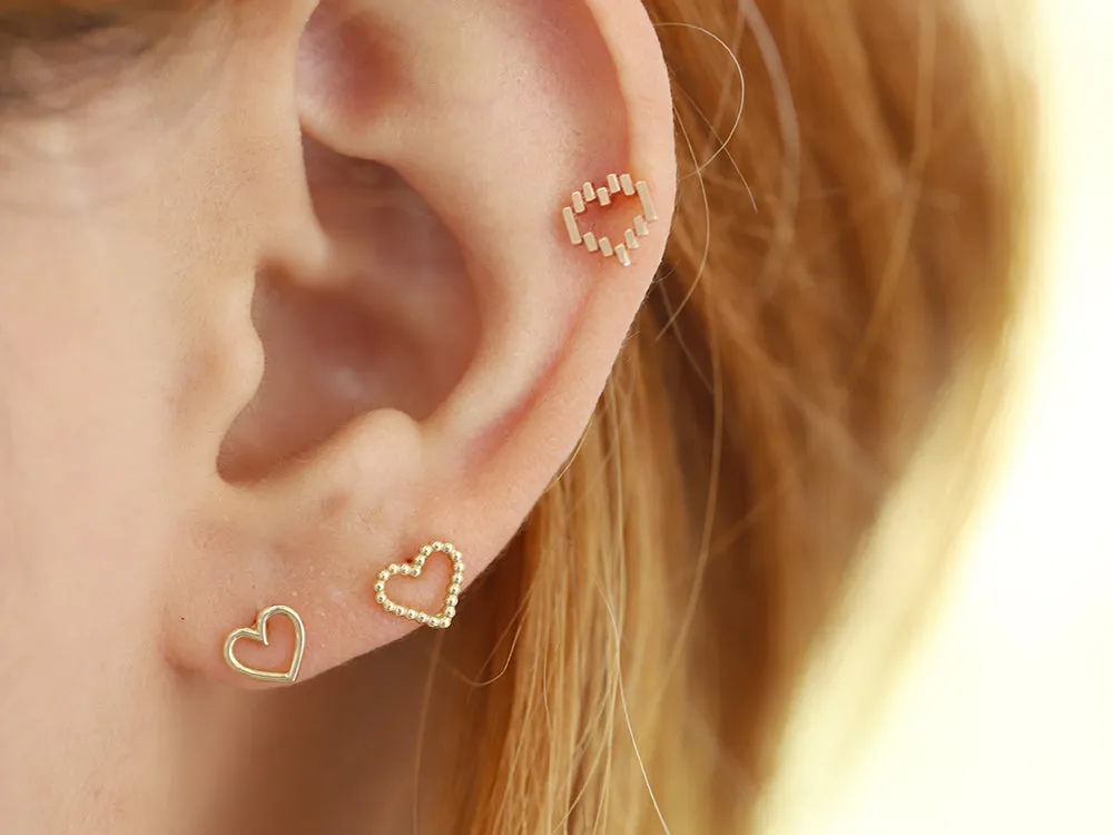 14K Solid Gold Cartilage Tragus Pixel Heart Tiny Internally Threaded Earring Labret