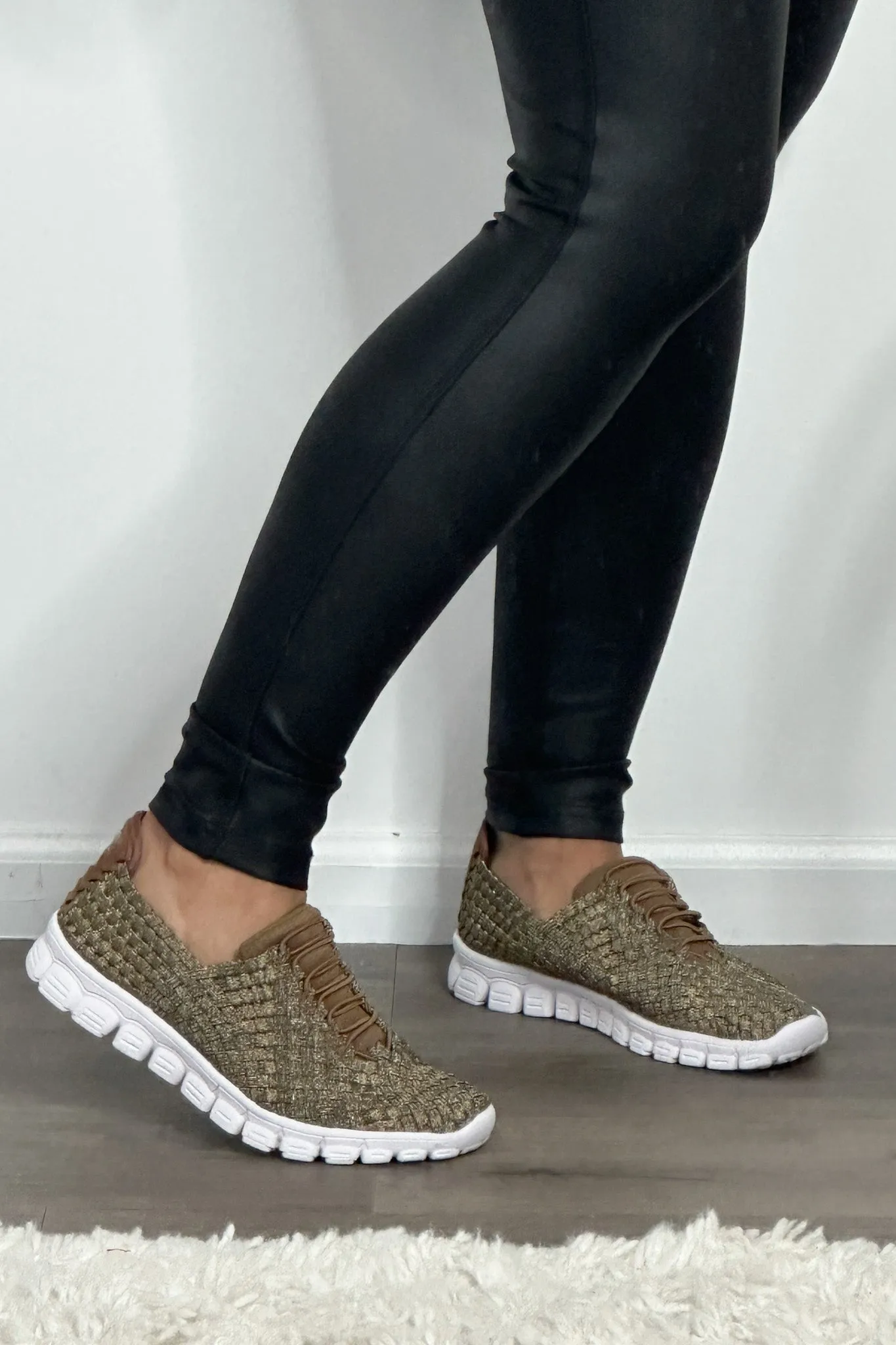 Bonavi Breeze Slip On Sneaker : Bronze