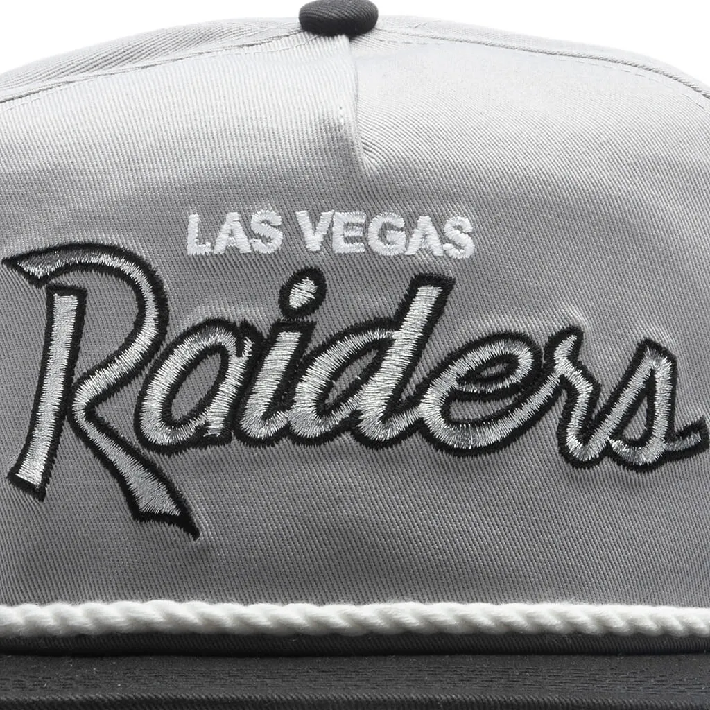 Feature x New Era Battle Born - Las Vegas Raiders