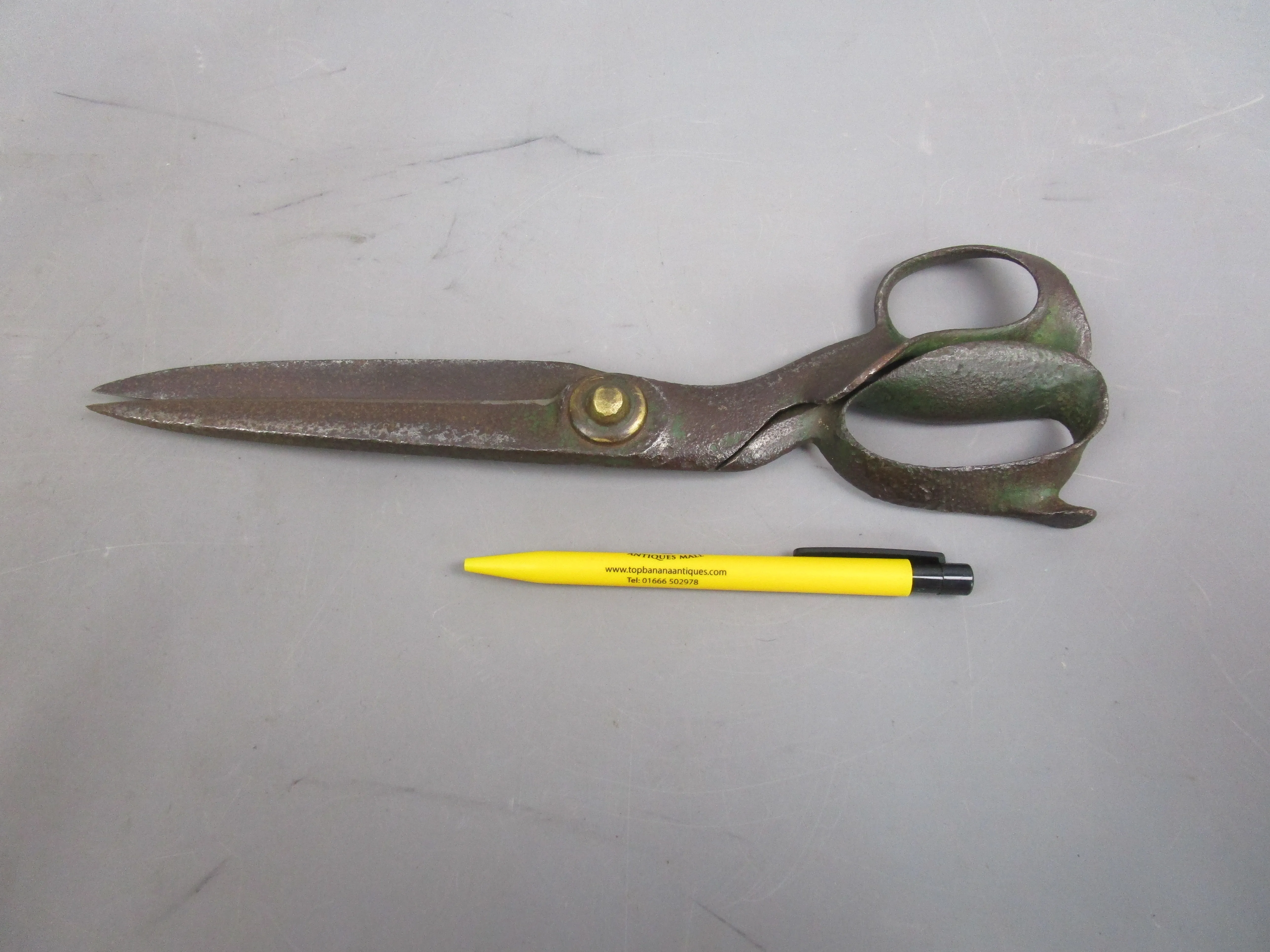 Heavy Duty XL Tailors Scissors Vintage Mid Century c1940