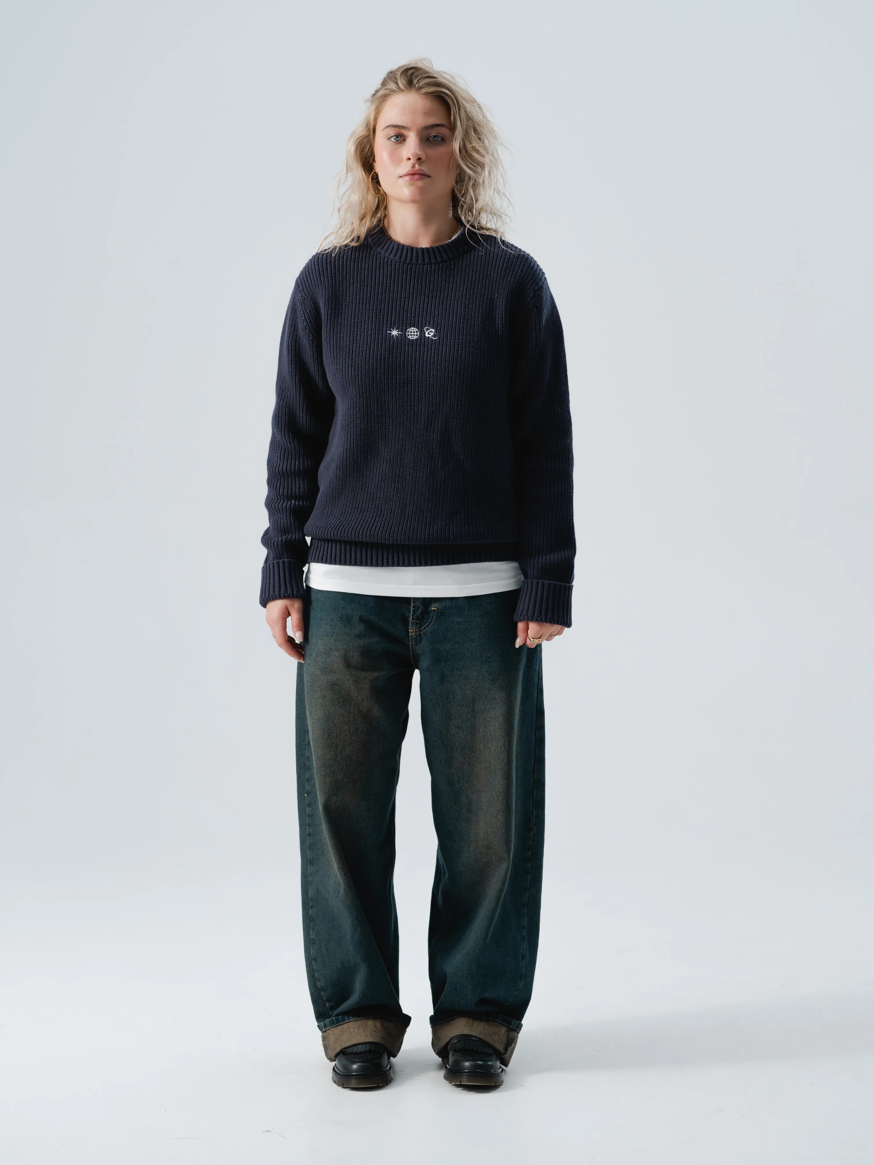 Icons Sweater Navy (Globe club campaign)